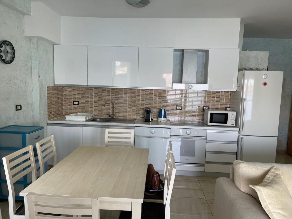1-Stunning Sea View Apartments! ซารานเดอ ภายนอก รูปภาพ